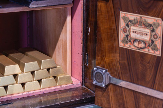 Safe, © Reinhold Weikertschläger