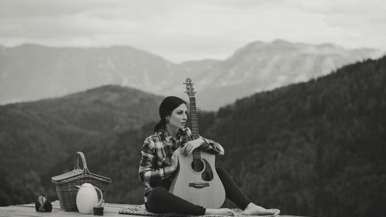 Picnic on the wooden terrace, &copy; Fam. Helmel