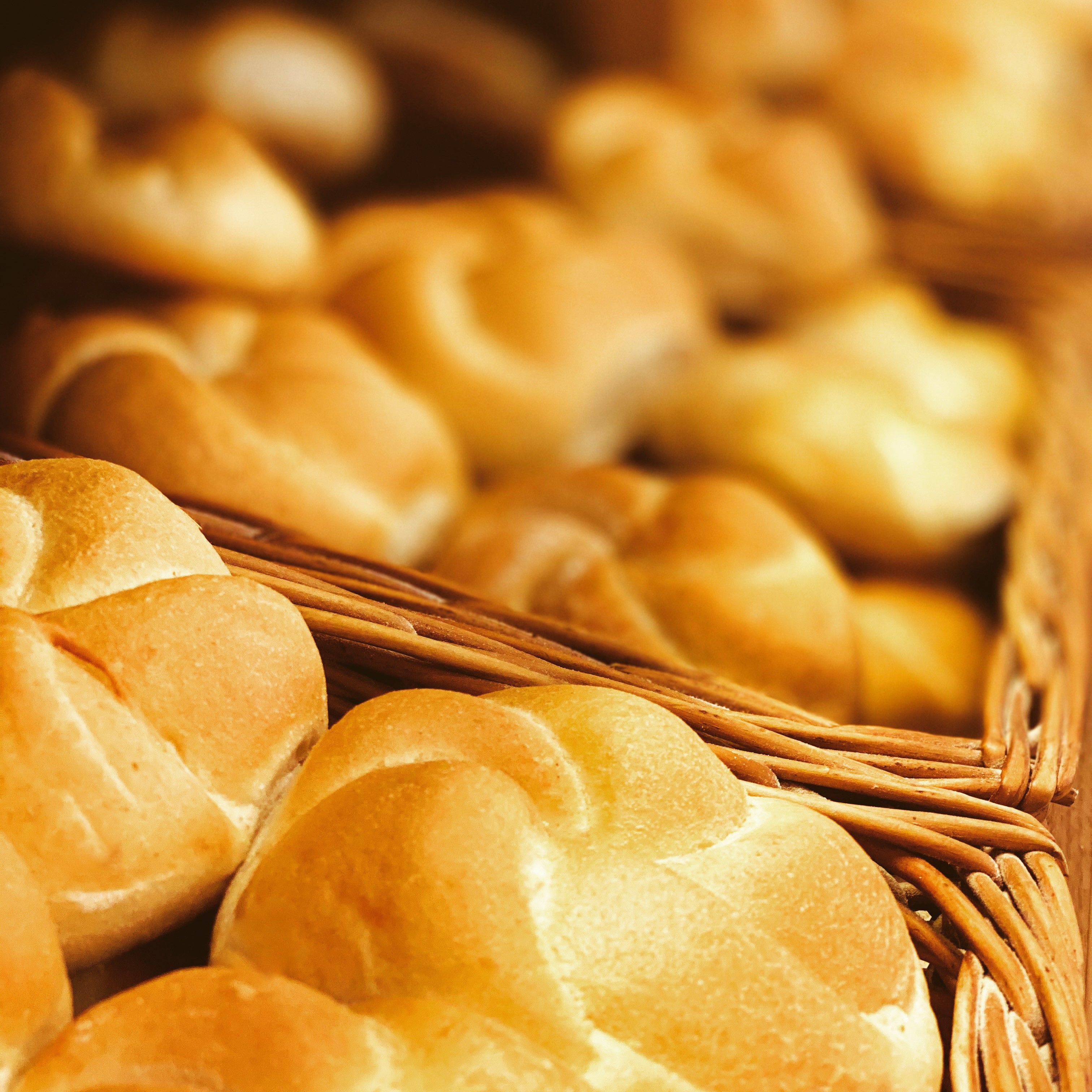 Bread rolls in a bread basket 