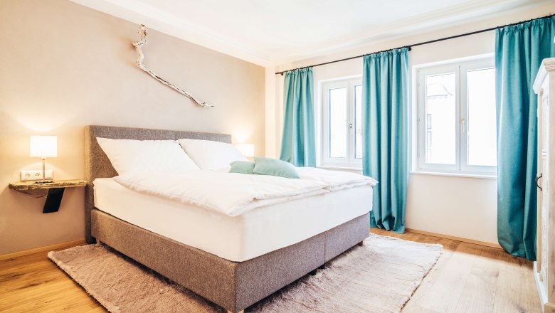 Roth_1Schlafzimmer, © Georg Pomassl