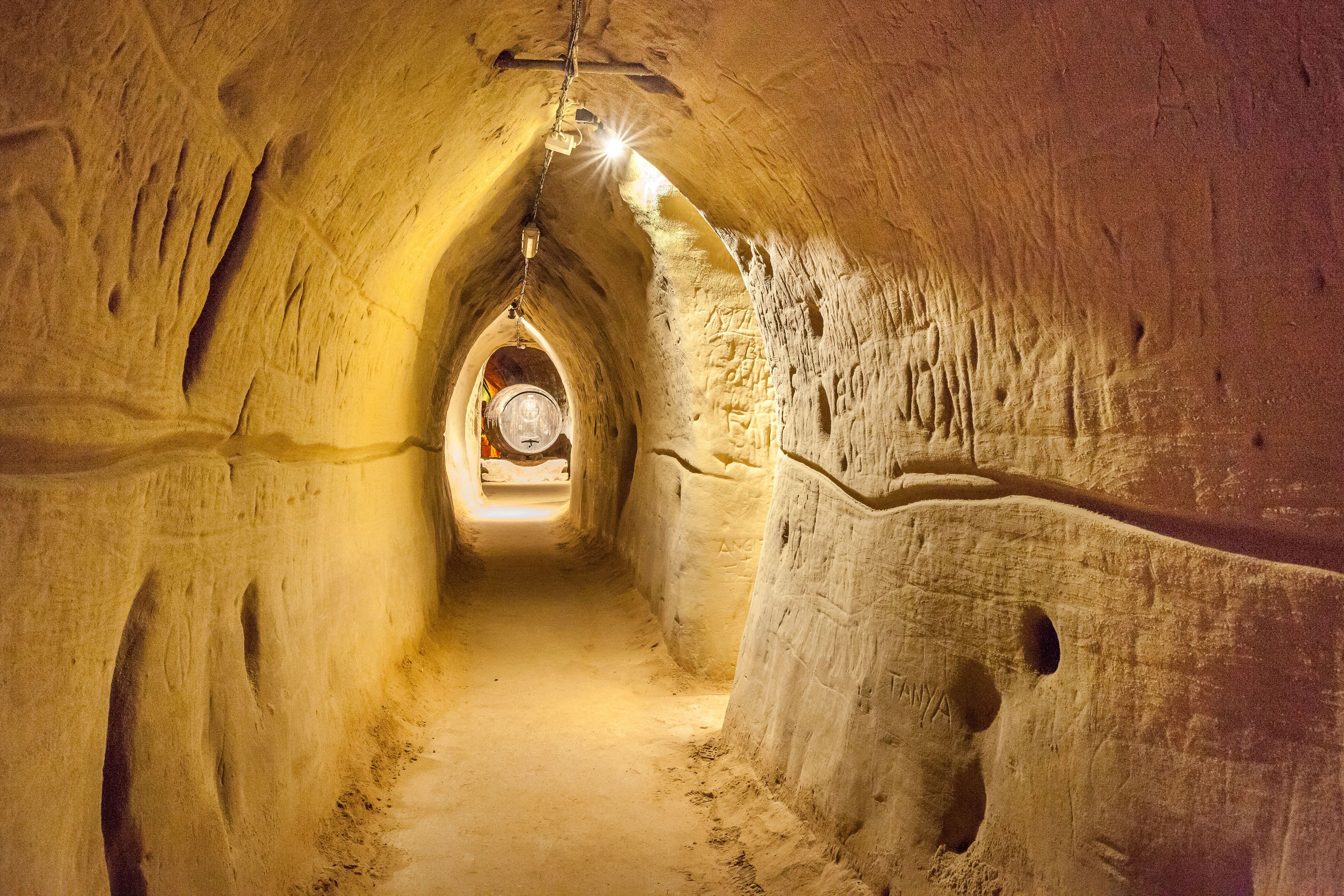 Retz adventure cellar