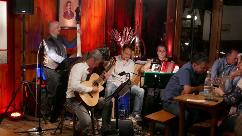 Music with La Guarderia del Tango, &copy; F.Kuczera