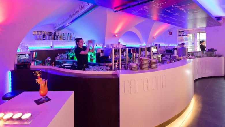 Café-Ice Cream Parlor Roma, © Werner Jäger