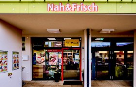 Entrance area of a Nah & Frisch store
