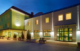 Exterior view, &copy; Motel Baden