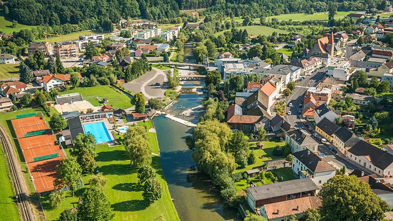 Aerial view of Rabenstein with river, swimming pool and tennis courts.