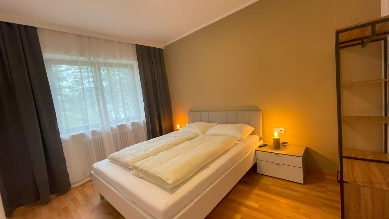 Bedroom - double bed (160x200), &copy; Andrea Seidl