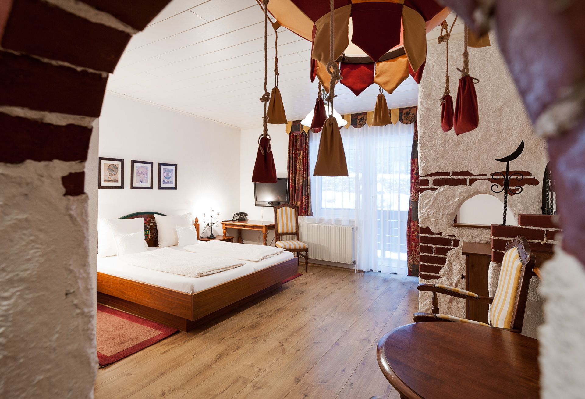 Room Hatschi Bratschi