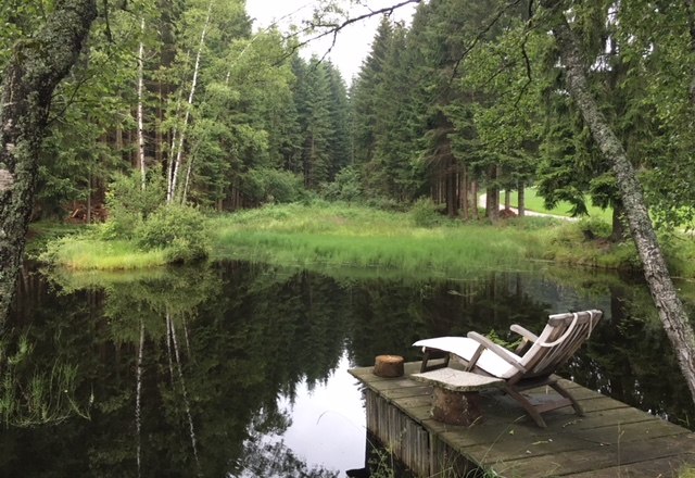 sunbathing-at-the-jetty, &copy; Itha's secret escape