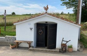 Wine cellar rest stop, &copy; Michaela Pabst