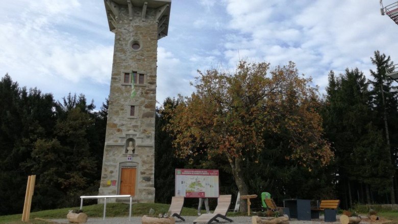 Rest area at the Elisabethwarte, © Gemeinde Weistrach