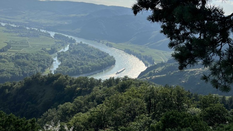 View from the D&uuml;rnstein pulpit, &copy; Fesslh&uuml;tte/Familie Mang