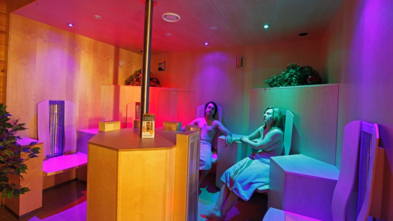 Infrared brine rock world, © Mag. Marc Droll