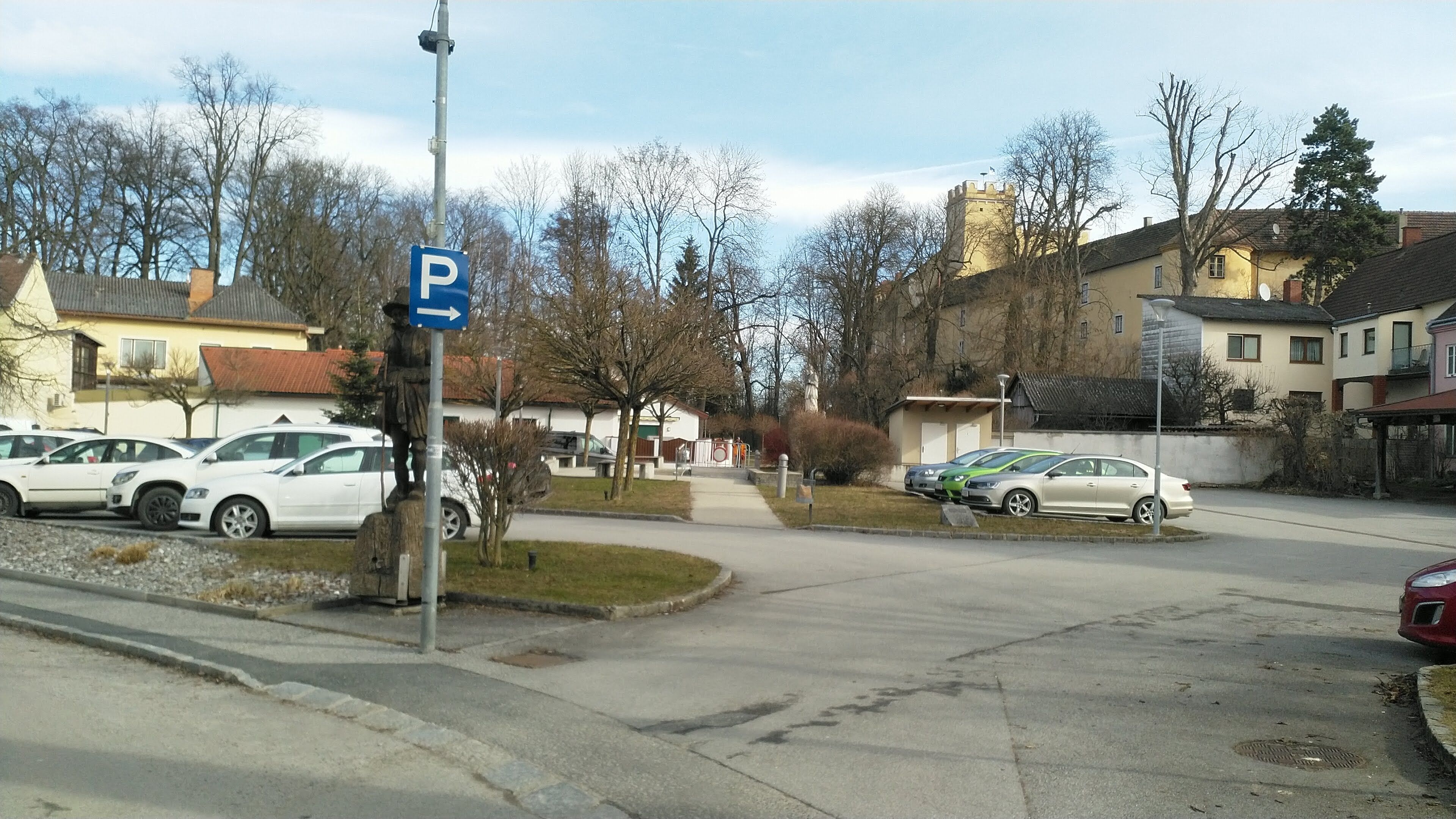 Doctor Rudolf Kraus-Platz parking lot 