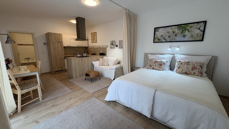 Natural garden vacation in Steffi's vacation apartments, &copy; Stefanie Kratzer