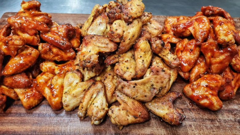 Prepared meat from the DaSmoker, &copy; Daniel Kerndler