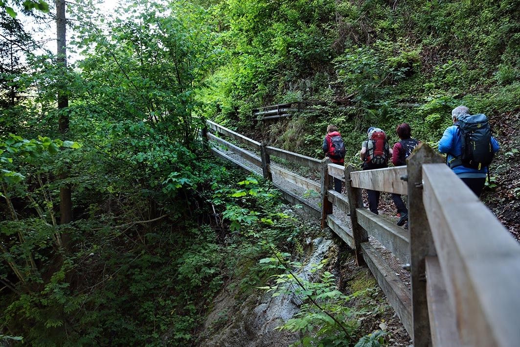 Opponitz circular ditch trail