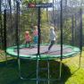 Trampolin springen gefällt jedem, © Familie Mogenbesser