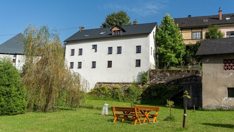 Haus der Hoamat Legenden außen, © Lisa Kniewasser