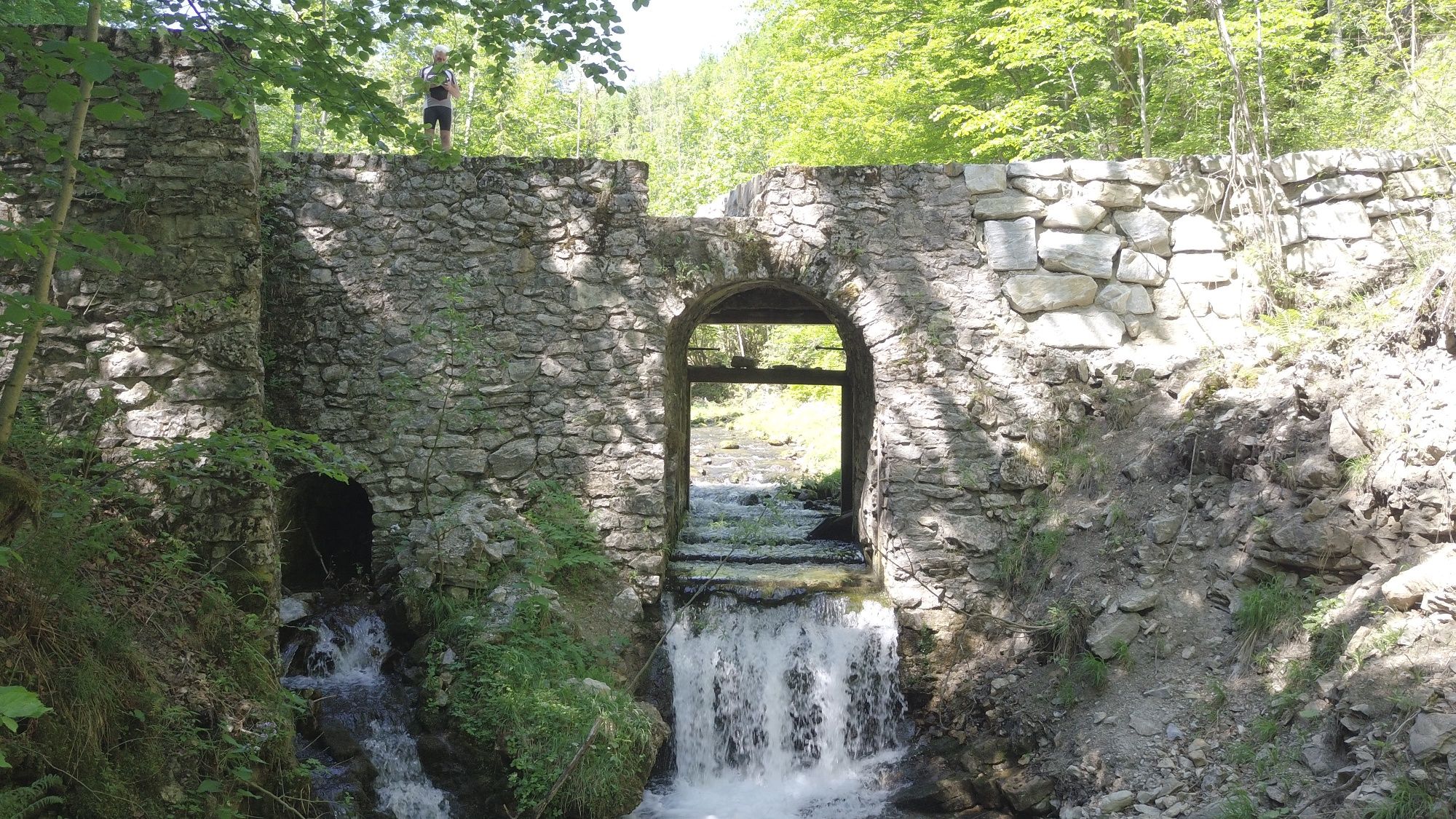 Hiking trail 7-5