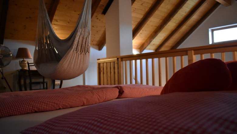 Gallery double bed, © Gebhard Auer