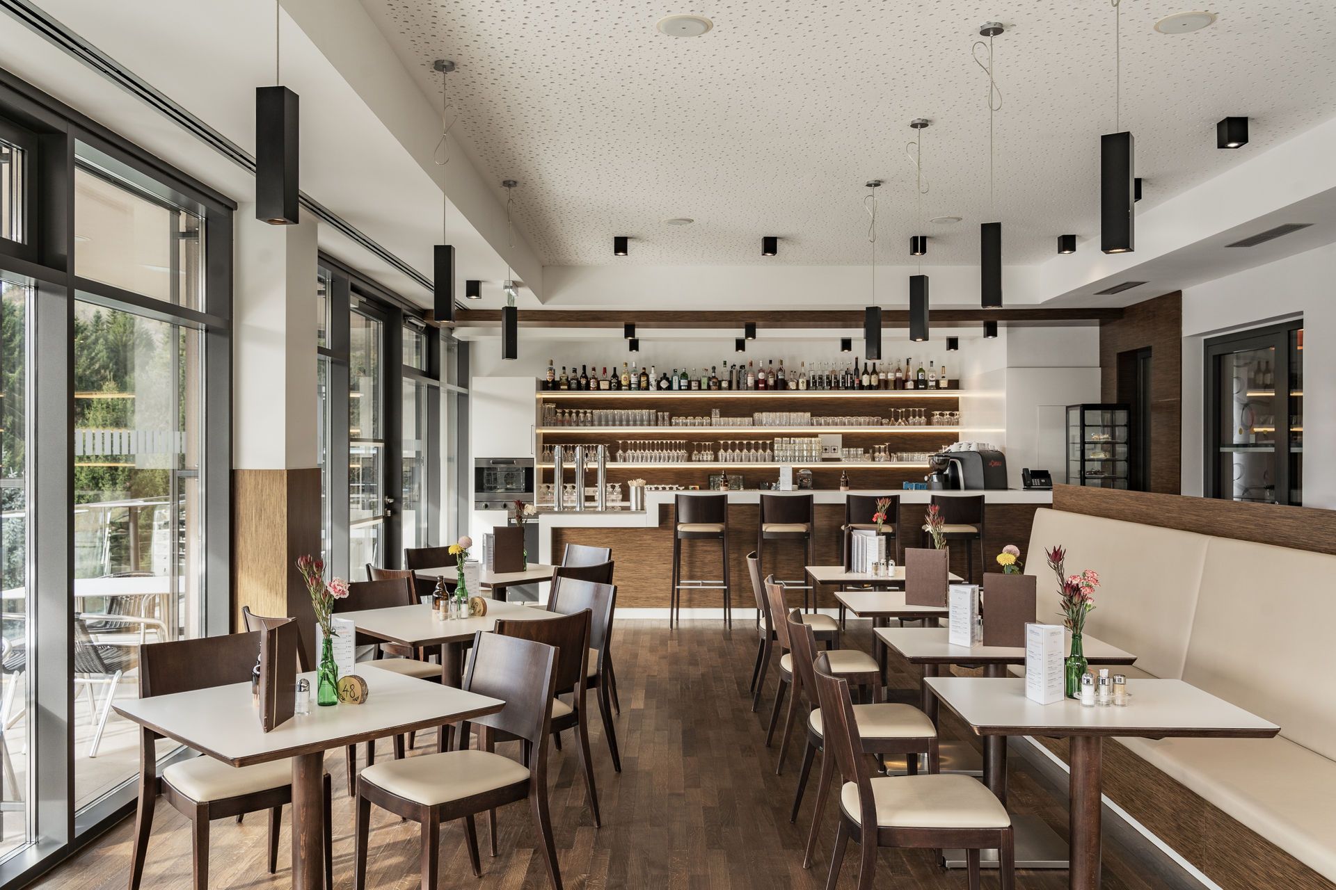 Bistro 