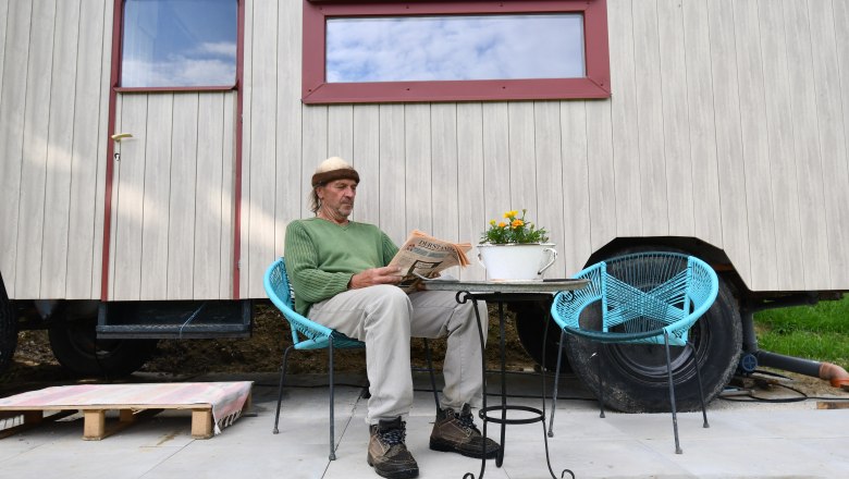 Leopold-the llama herding cart, &copy; lamawanderland