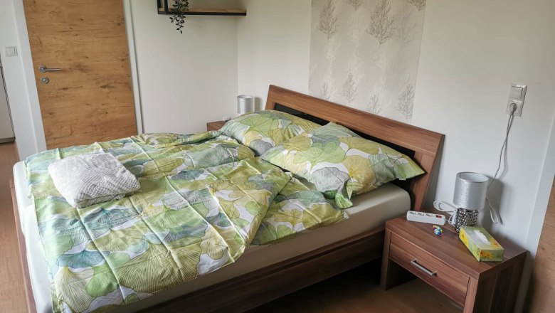 Tinyapartment - double bed, © © HomeW4, Sonja Wiesinger