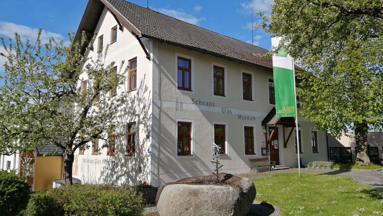 Schnapps and glass museum, © Marktgemeinde Echsenbach
