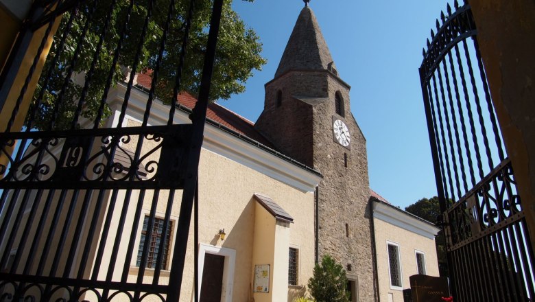 Maria Ponsee pilgrimage church, &copy; www.zwentendorf.at