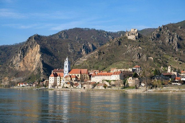 The Wachau World Heritage Site is just a stone's throw away, © U.E.