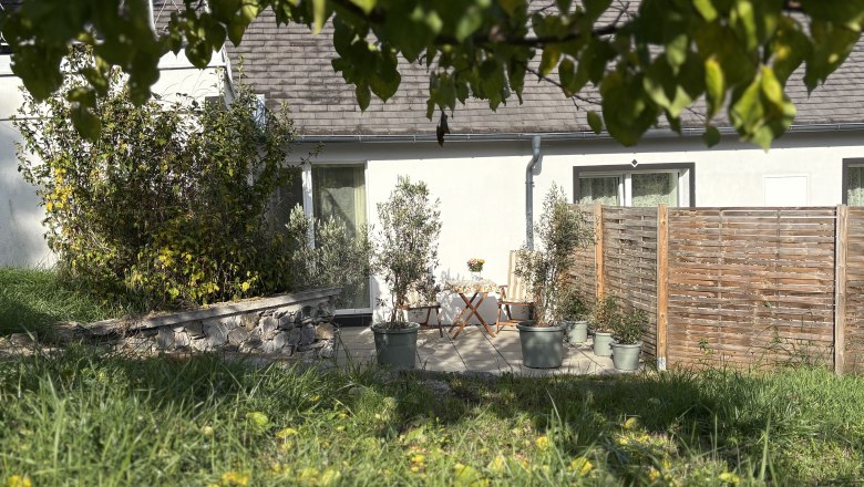 Natural garden vacation in Steffi's vacation apartments, &copy; Stefanie Kratzer