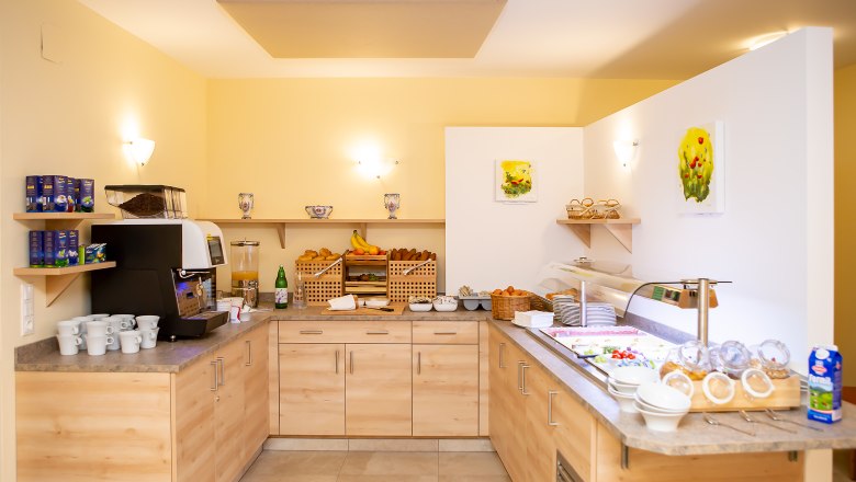 Breakfast buffet, &copy; Buffet