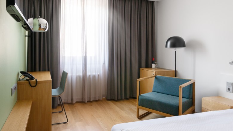 Courtyard view single room, © Peter Hruska