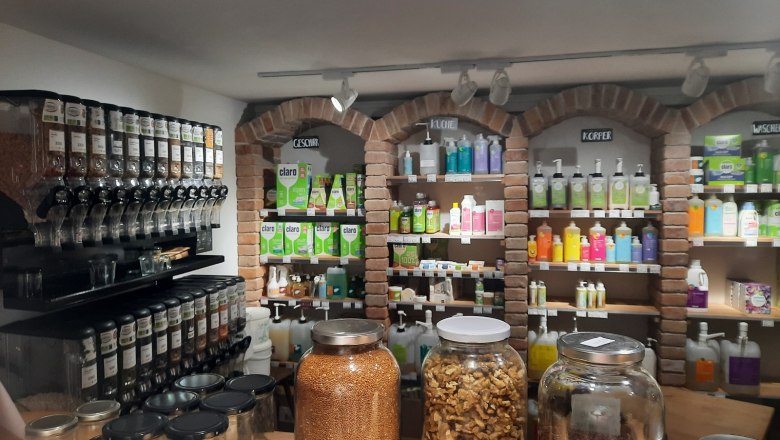 unpacked & refillable, &copy; Kredenz.me