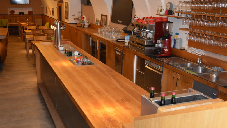 Landlady, &copy; Antnwirtin