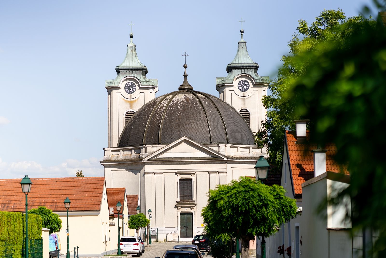 Theresienkirche in the Nadelburg