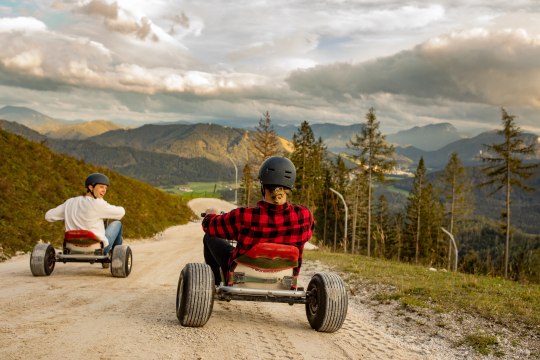 Rapid descent with the mountain carts, © schwarz-koenig.at