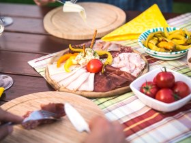 Heurigenjause, &copy; Daniela Matejschek