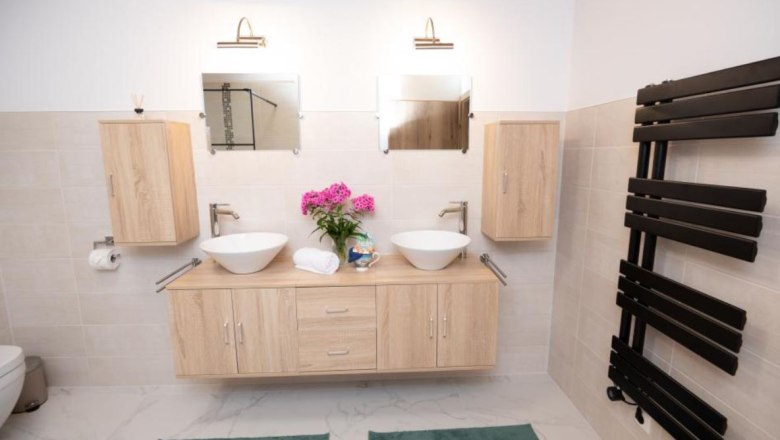 Bathroom, &copy; Chalets Lunz am See