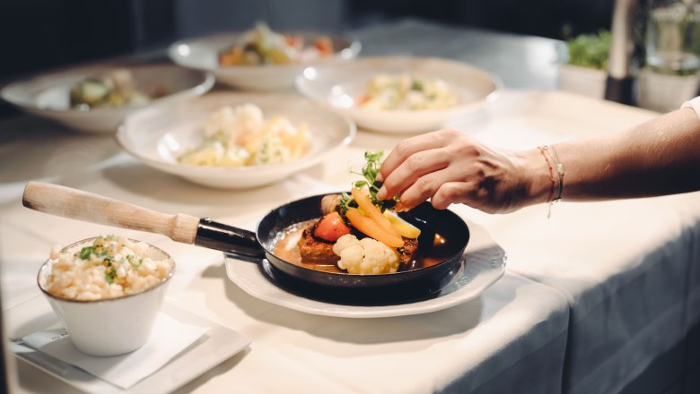 Wallseerhof, © Moststraße, dochbodnliacht