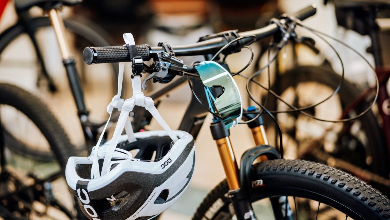 Wheels and accessories, &copy; sgrafit bike