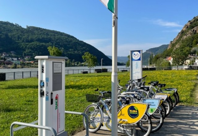 E-bike charging stations, © Vera Pulker