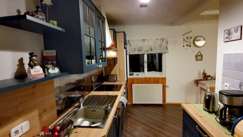Winter decorated kitchen, © Familie Roseneder