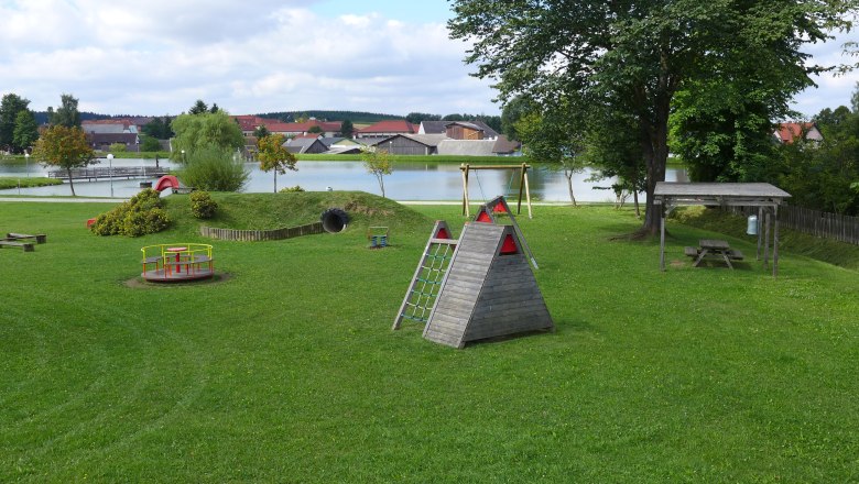 Playground - Upper local pond, &copy; Gemeinde Ottenschlag