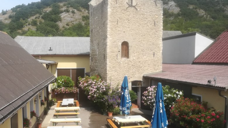 Kammlander wine tavern, Hundsheim, &copy; Kammlander