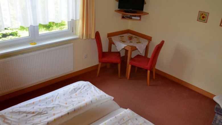 Sunflower room, &copy; G&auml;stehaus Grudl