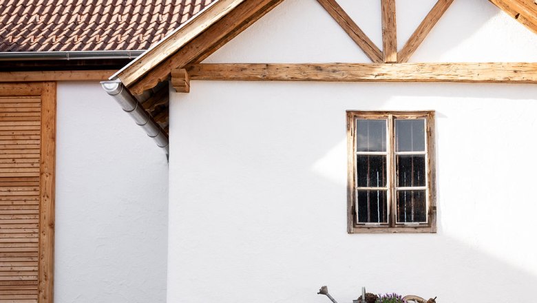 Yard with go-kart, &copy; ReiWaSchHOF