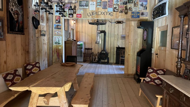 Ranchst&uuml;berl & Cowboy Lounge, &copy; Els-kwatawa Ranch