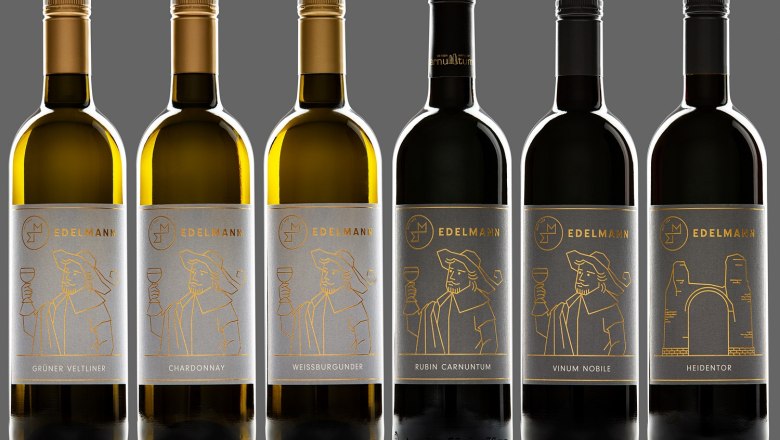 Wine assortment, &copy; Tirza Phtotography